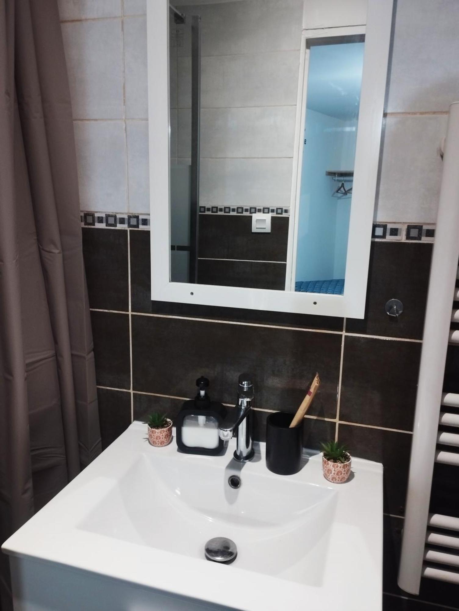 Appartement Avec Cour Plein Centre フォワ エクステリア 写真