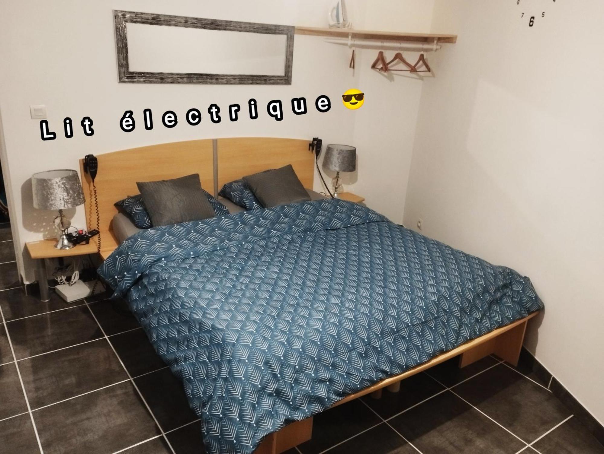 Appartement Avec Cour Plein Centre フォワ エクステリア 写真